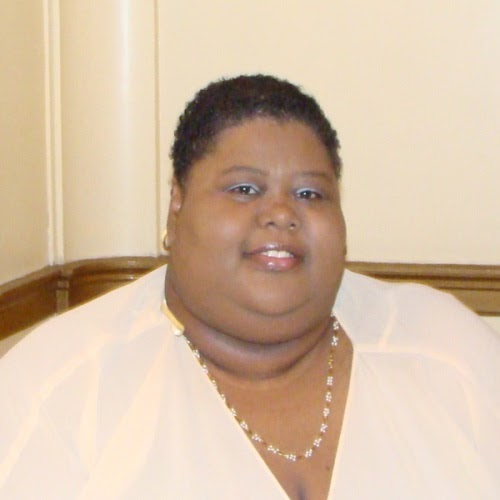 April Davis Photo 22
