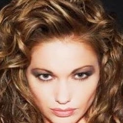 Cassandra Ward Photo 35