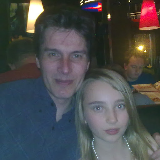 Paul Wilkinson Photo 28