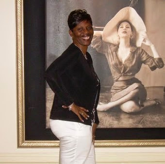 Cynthia Mullins Photo 30