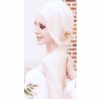 Lindsey Silver Photo 9