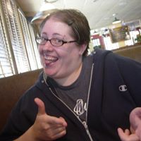 Laura Novotny Photo 30