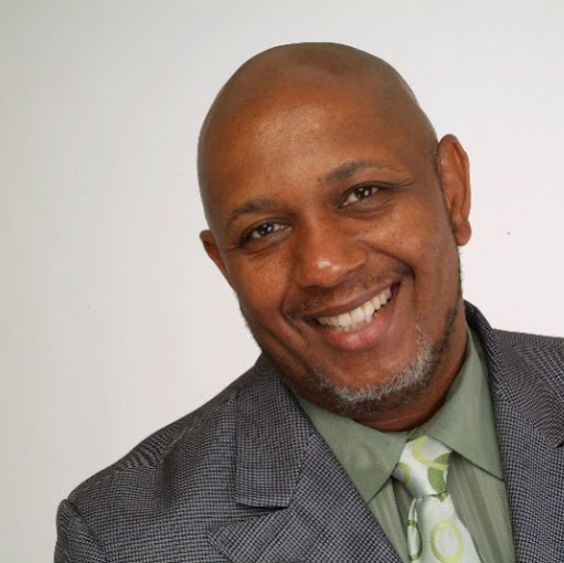 James Chandler Photo 38