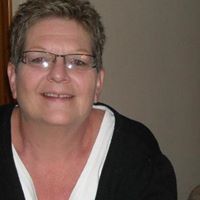 Julie Martell Photo 17