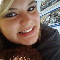 Molly Abraham Photo 20