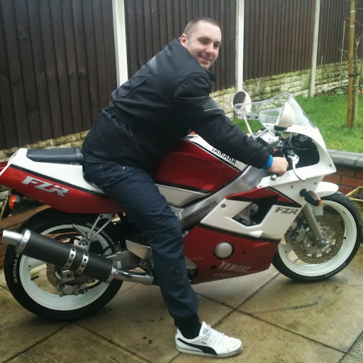 Adam Lancaster Photo 38