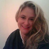 Julie Redding Photo 5