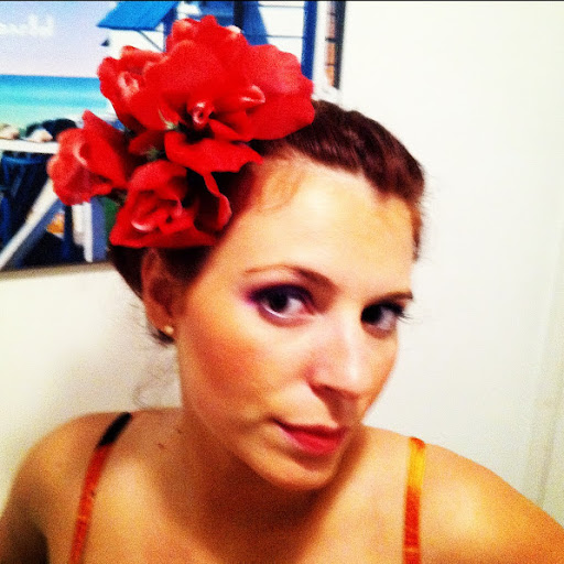 Michele Beck Photo 29