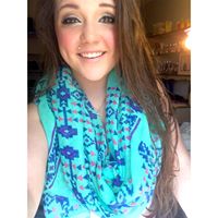 Nicole Becker Photo 27