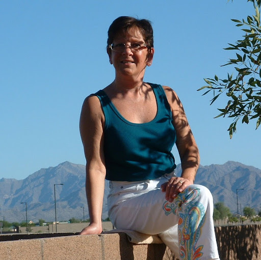 Diane Hanson Photo 13