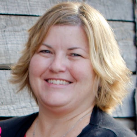 Lisa Macdougall Photo 29
