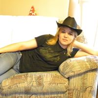 Melissa Crowe Photo 12