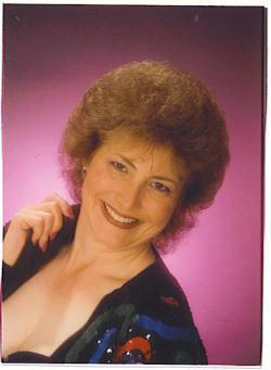 Janet Ring Photo 11