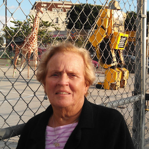Joan Robinson Photo 37