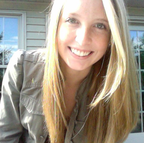 Sarah Mills Photo 33