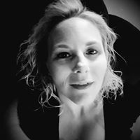 Jeannette Thompson Photo 12
