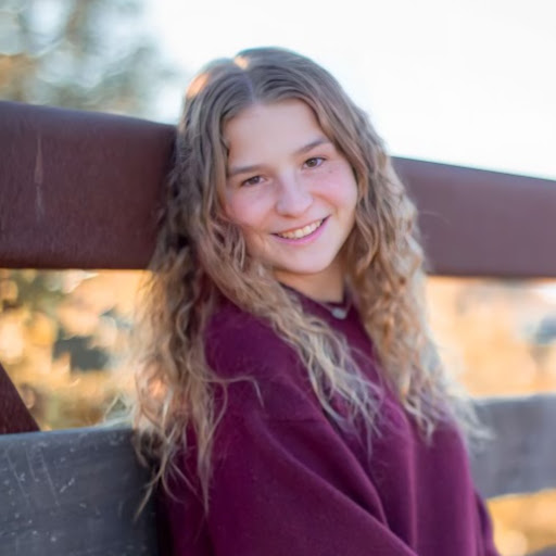 Emily Ritchie Photo 39