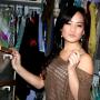 Christine Tran Photo 40