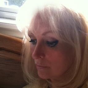 Karen Ouellette Photo 11