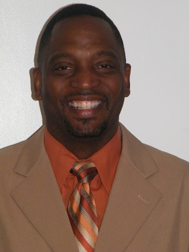 Robert Mims Photo 15