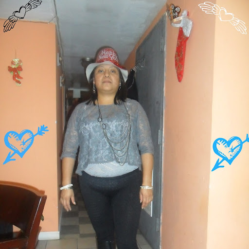Eva Solis Photo 30