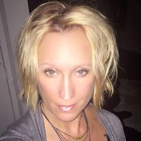 Paula Thurman Photo 18