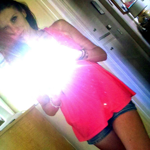 Nichole Hart Photo 1