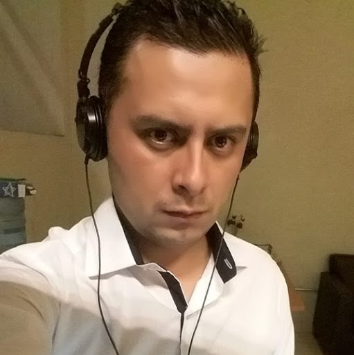 Julio Torres Photo 43