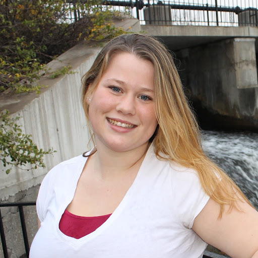 Cassandra Bailey Photo 16
