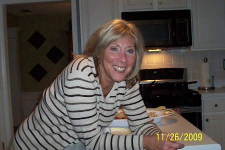 Barbara Chambers Photo 35