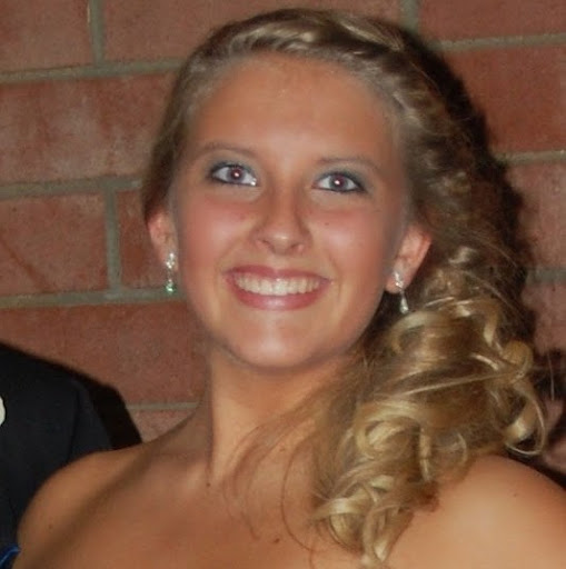 Kami Anderson Photo 19