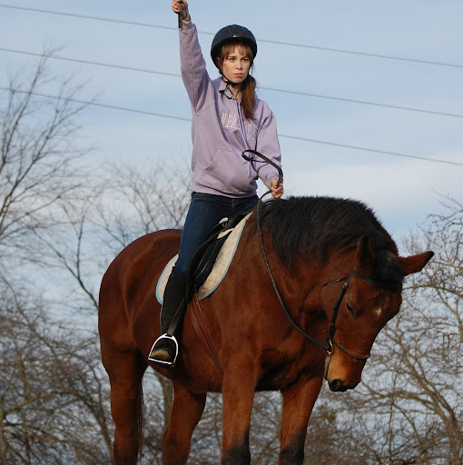 Rachel Bradshaw Photo 28