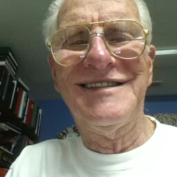 Ralph Roe Photo 20