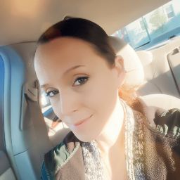 Stephanie Elkins Photo 26