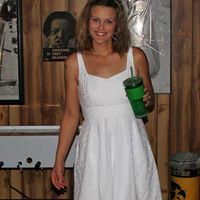Elizabeth Mescher Photo 1