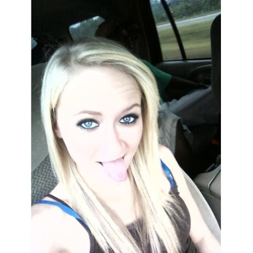 Brandi Bell Photo 34