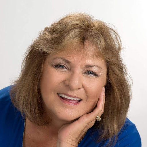 Donna Meyer Photo 17