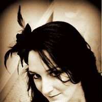 Samantha Watson Photo 31