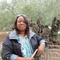 Tonya Roberson Photo 22