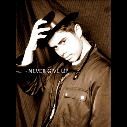Adam Medina Photo 19