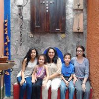 Claudia Ponce Photo 6