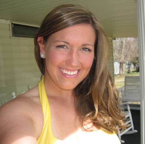 Allison Winters Photo 31