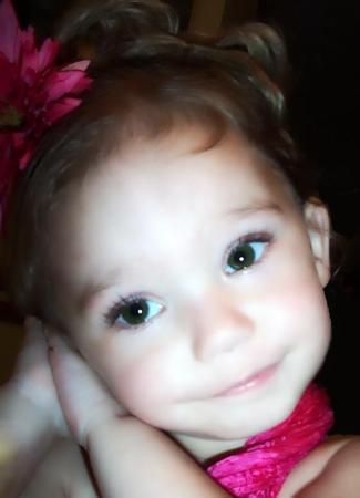 Cassandra Robinson Photo 9