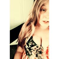 Danielle Tuttle Photo 6