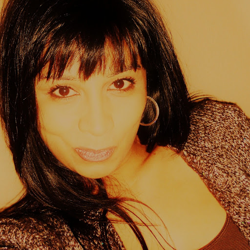 Renee Martinez Photo 7