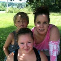 Heather Snyder Photo 34