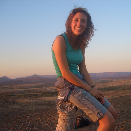 Rebecca Robinson Photo 19