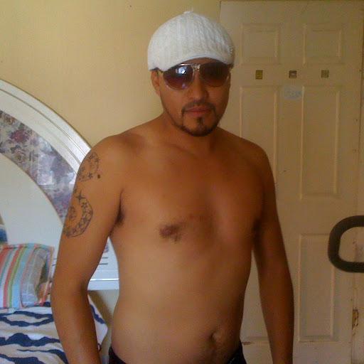Oscar Cardona Photo 4