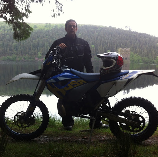Gary Atkinson Photo 34