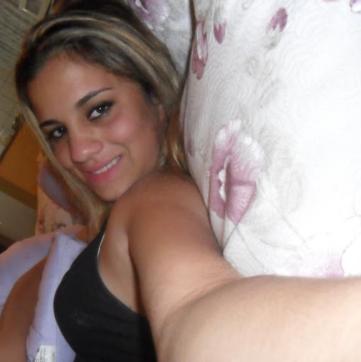Deborah Mello Photo 25